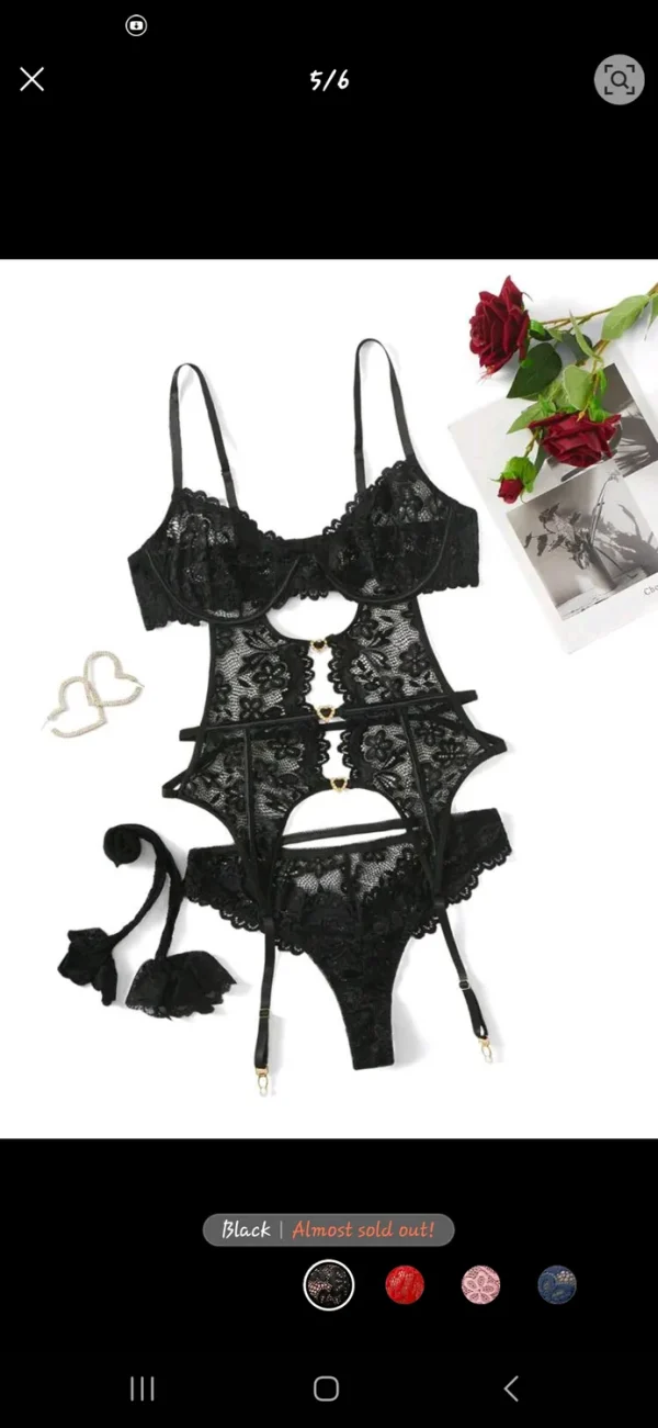 Body in black set
